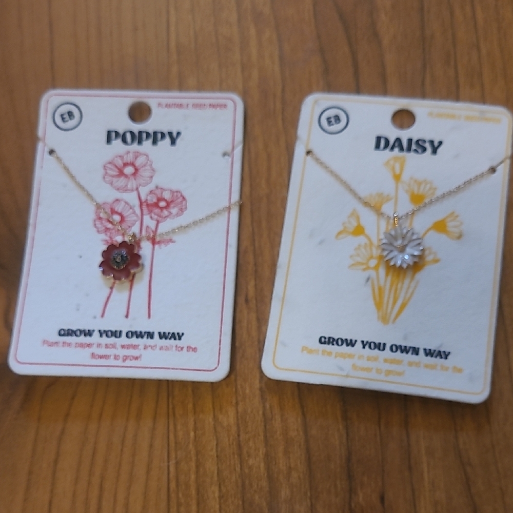EARTHBOUND Gold Floral Necklace Set